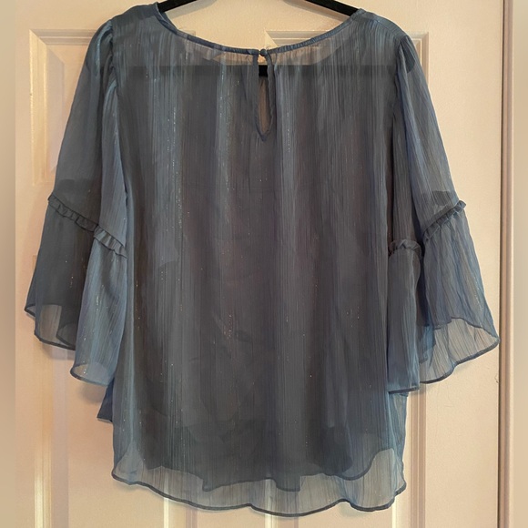 LC Lauren Conrad Flowy Top, size 0X - Picture 5 of 11